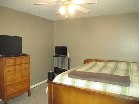 5th image of 1226 Langwood Ct