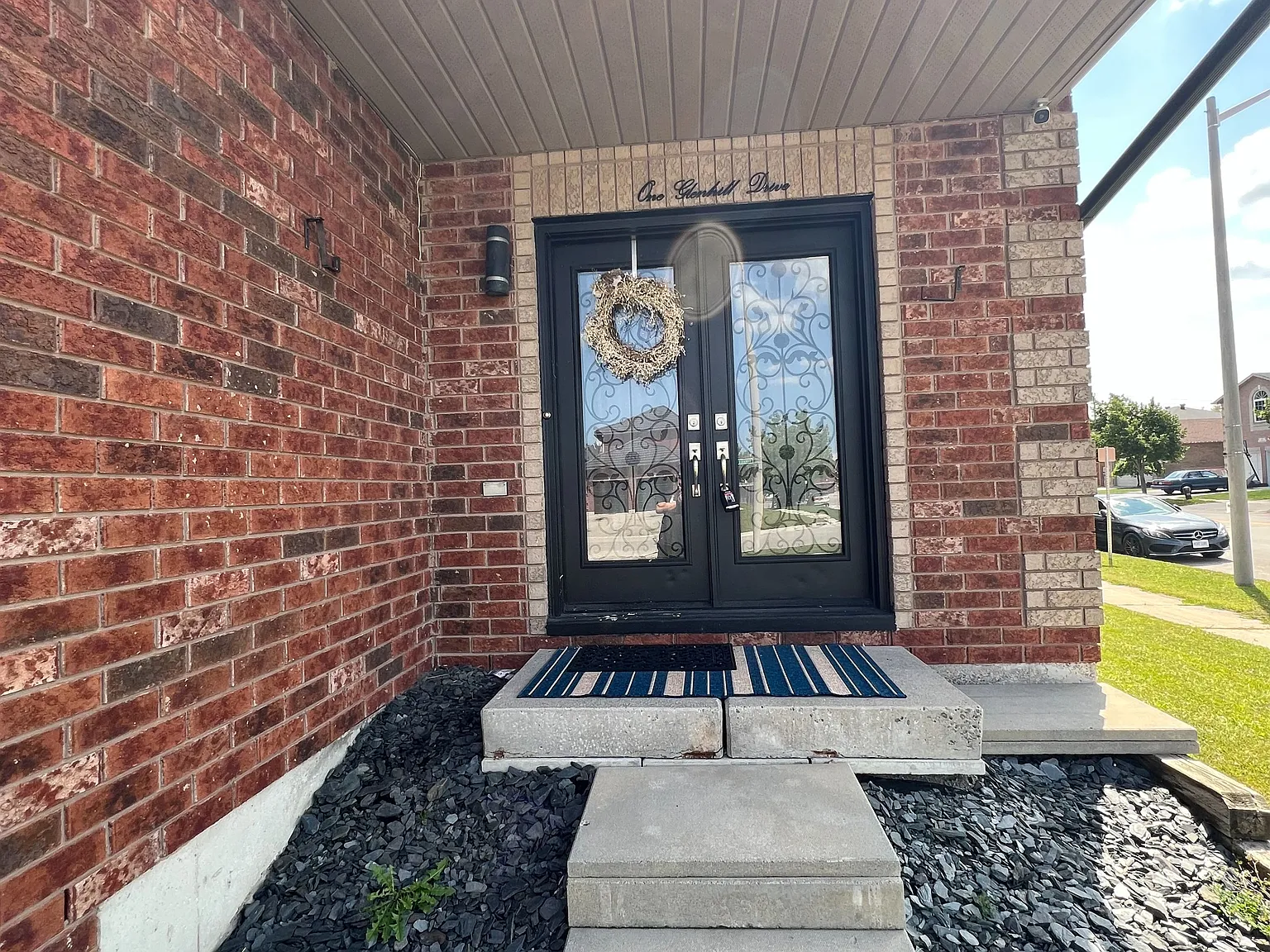 4 bed, $3,100 — Photo 2