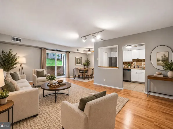 7 Rockford Rd APT F1, Wilmington, DE 19806