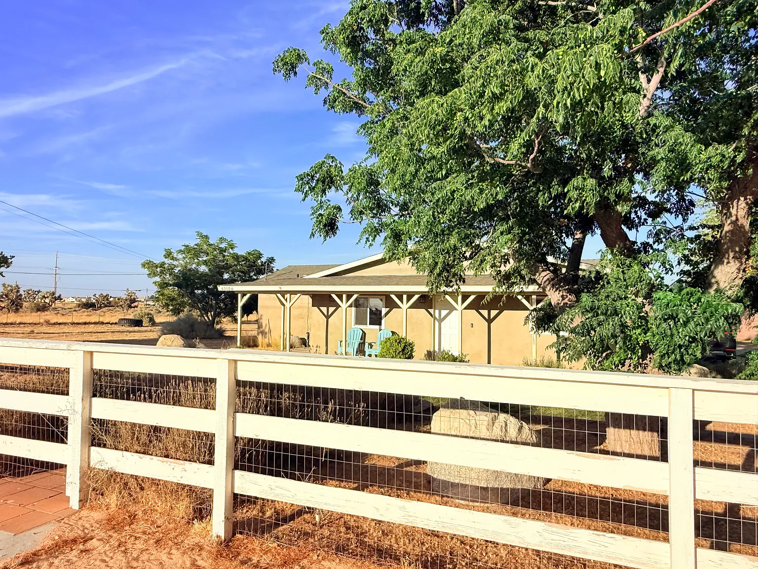 3 bed, 1553 sqft, $3,200 — Photo 2