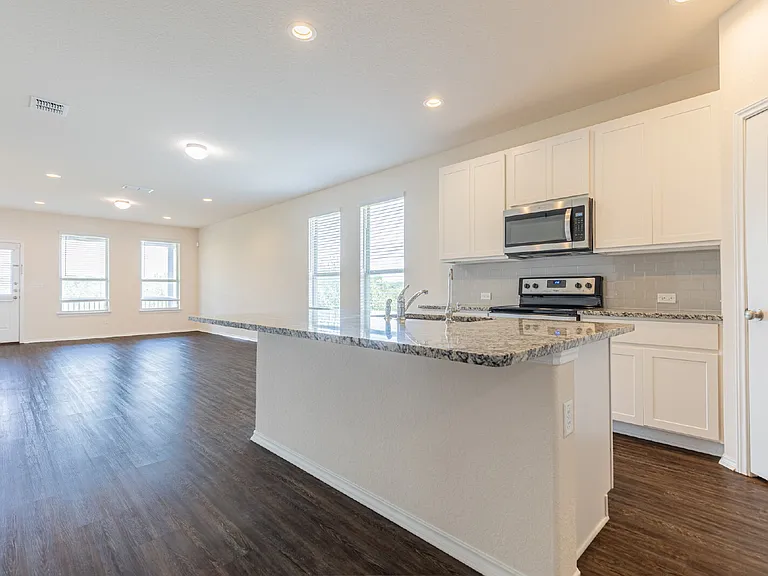 11219 Pomona Park Dr — Photo 6