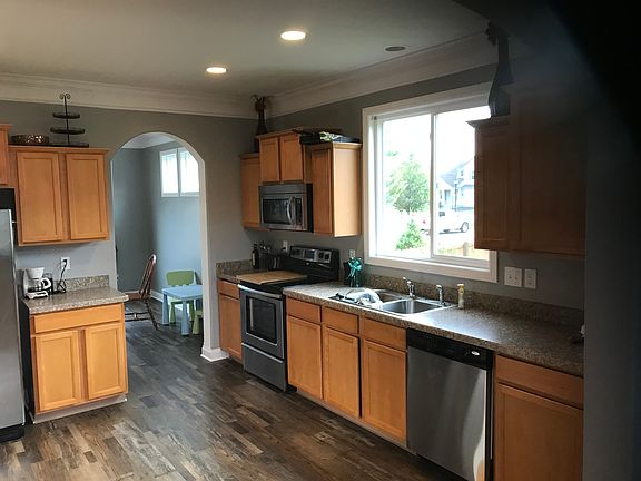 4th image of 8650 Brenstuhl Park Dr