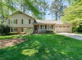 930 Andiron Ct, Stone Mountain, GA 30083
