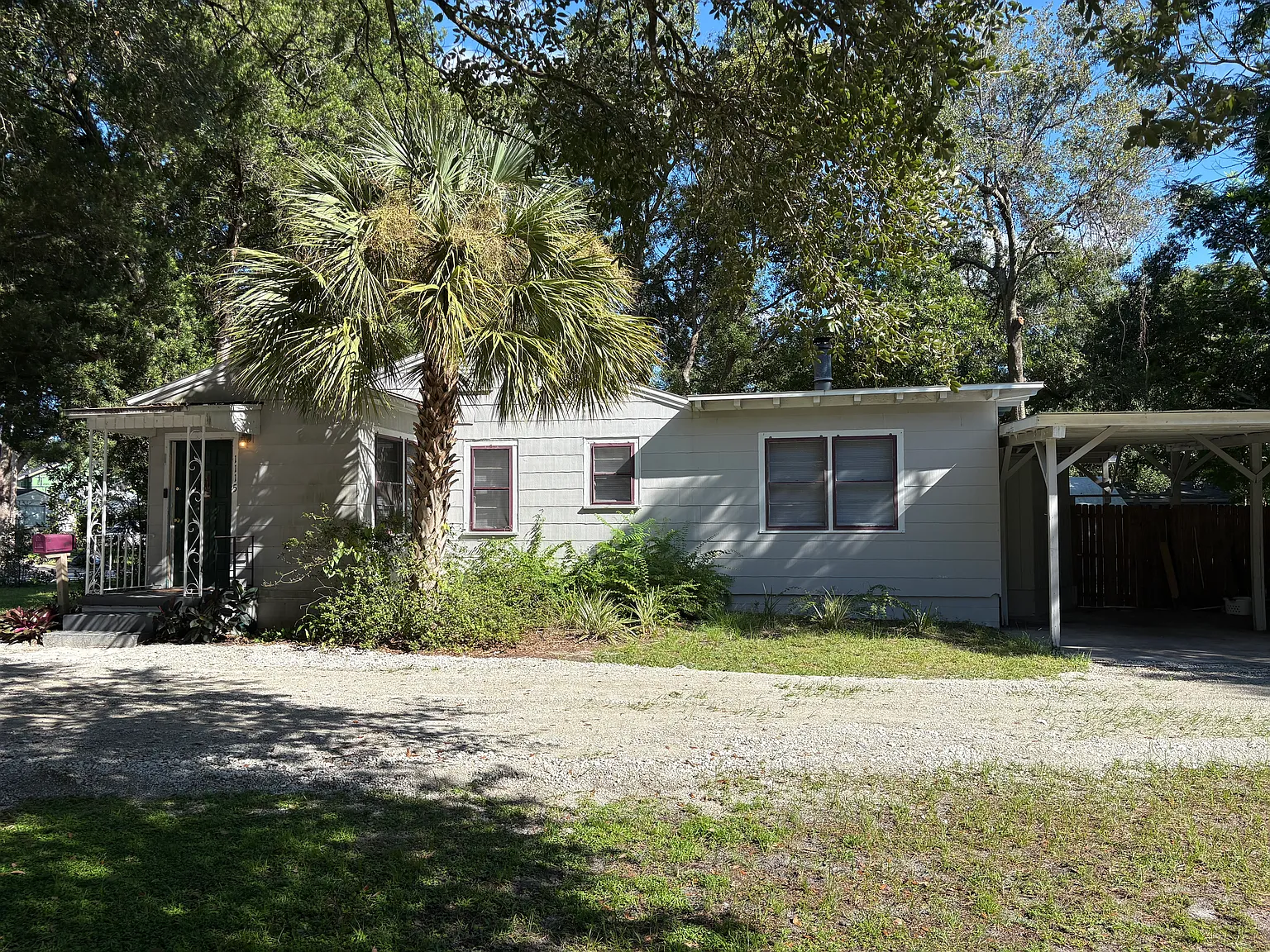 3 bed, 1150 sqft, $2,050 — Photo 1