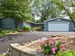 119 E Hillside Ave, Barrington, IL 60010