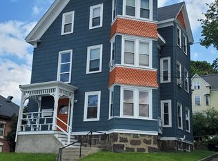 19 Briscoe St #1R, Beverly, MA 01915