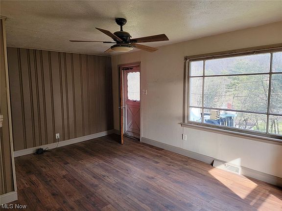 3rd image of 2666 Township Road 380