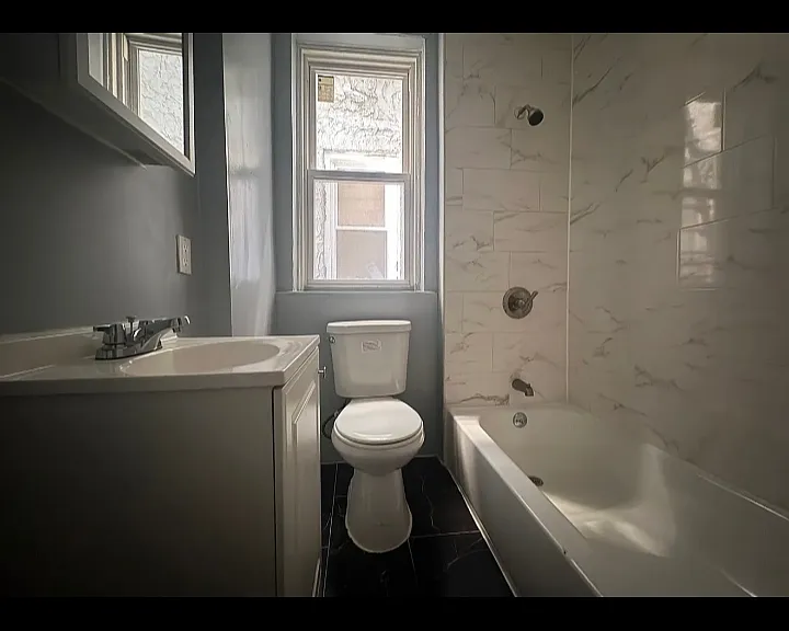 402 Central Ave #B4 — Photo 4