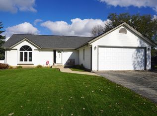 9730 W Cold Spring Rd, Greenfield, WI 53228