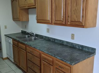 2501 Villa Dr S APT 104, Fargo, ND 58103