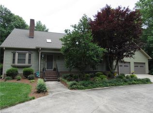 3609 Huntingridge Dr, High Point, NC 27265