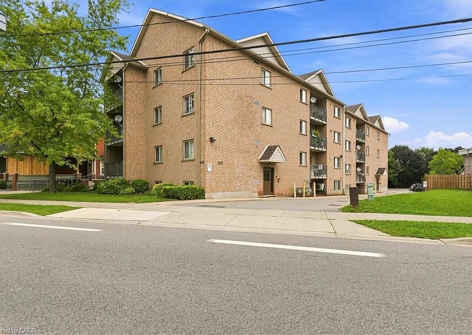 1st image of 1522 King St E #403