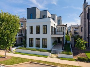 12 Odell St, Greenville, SC 29615