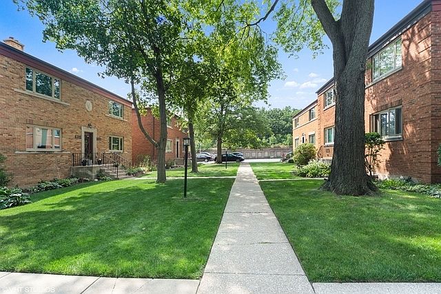 1st image of 8023 Lake St #2