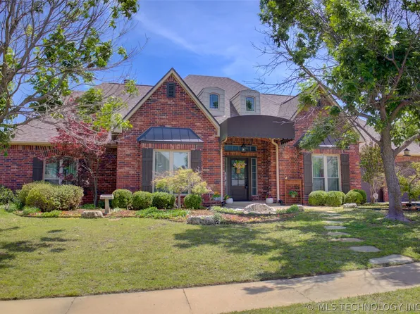 1501 N Old North Pl, Sand Springs, OK 74063
