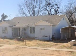 1717 Eubank St, Matador, TX 79244