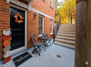 2468 Post Rd #23, Oakville, ON L6H0J2