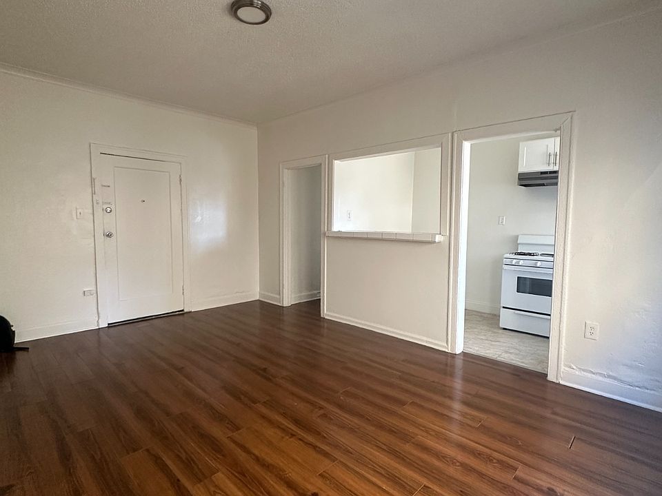 1st image of 904 S Catalina St APT 9