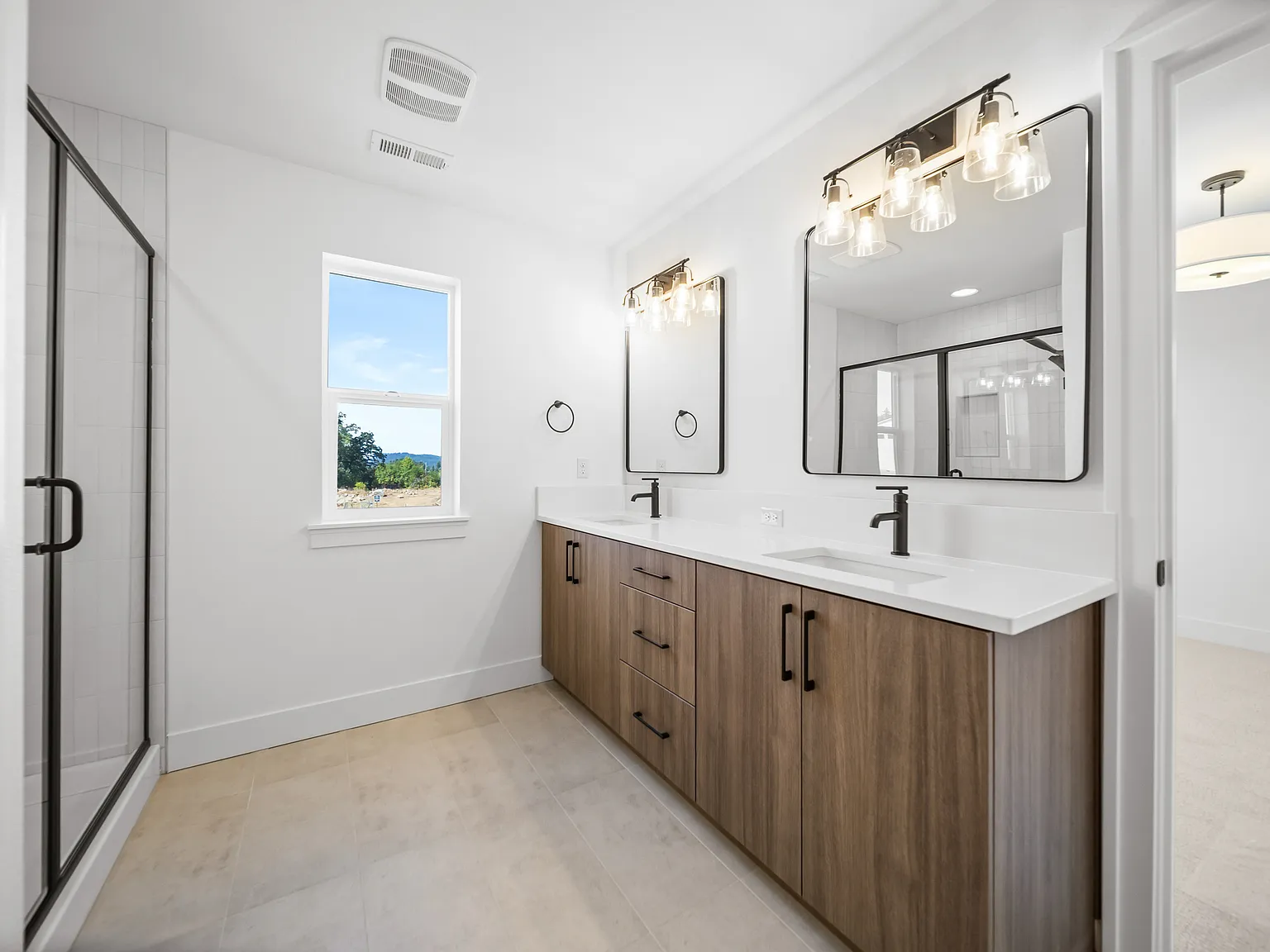 3 bed, 1748 sqft, $3,250 — Photo 4
