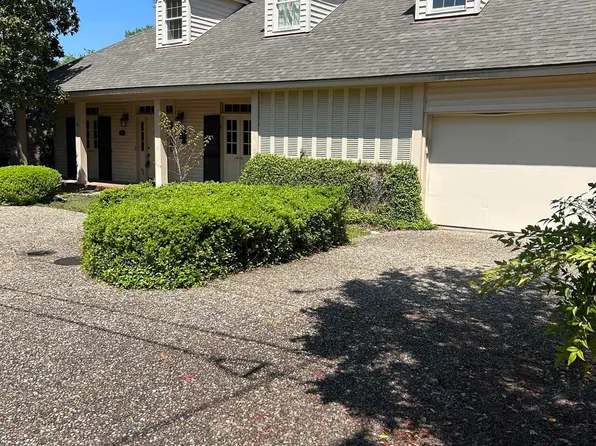 104 Country Club Rd, Monroe, LA 71201
