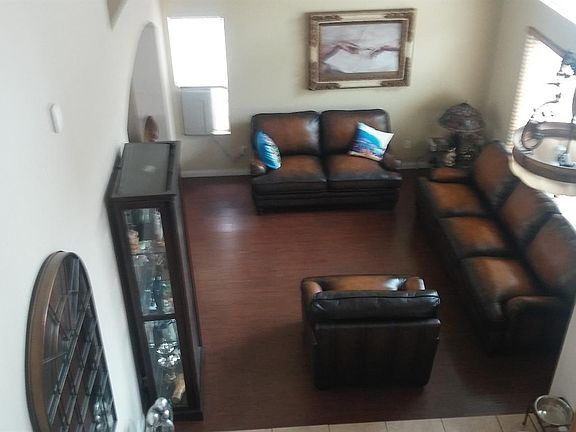 5th image of 22719 Parkham St