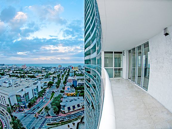 wrap around terrace