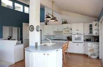 5th image of 5370 NE Neptune Ln