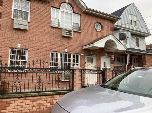 13-58 Pinson Street image 2 of 5