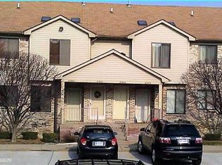 20912 Flora St, Roseville, MI 48066