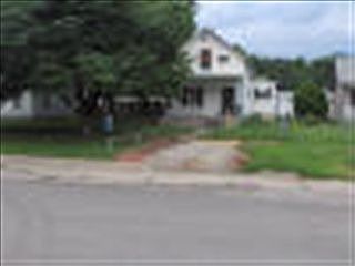 2nd image of 209 SW Polk St