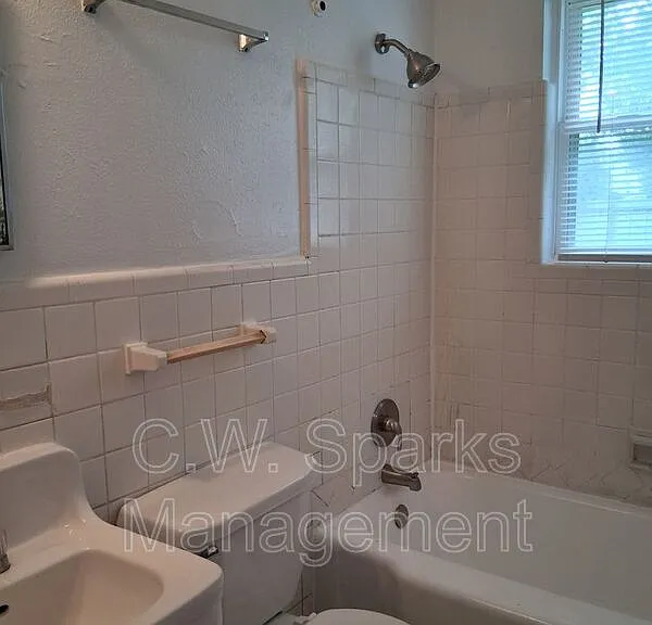 3021 Avon St — Photo 15