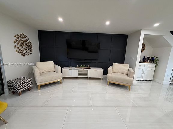 3rd image of 14233 SW 94th Circle Ln #113