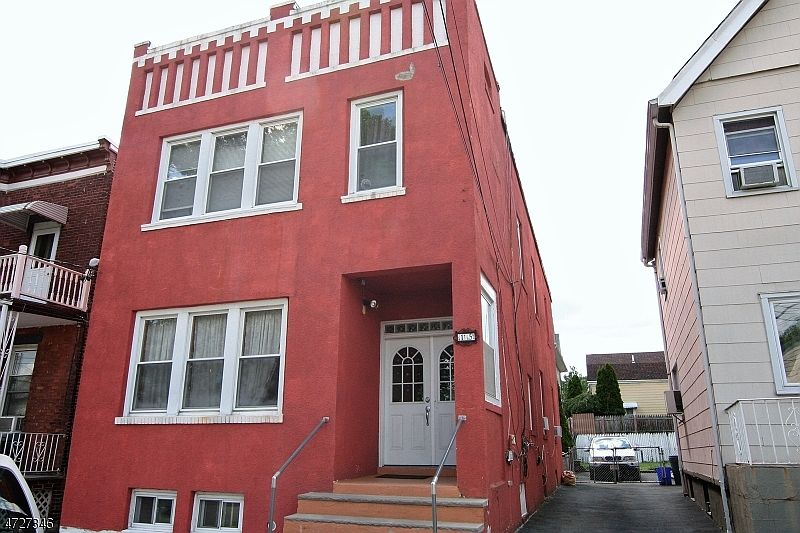 1st image of 15 Washington St