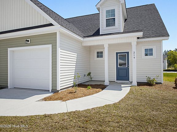 3rd image of 219 Sandpiper Place