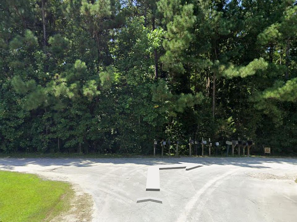 1st image of 135 Bayside Drive