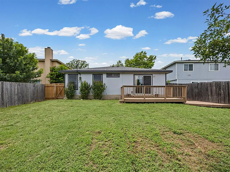 17305 Dashwood Creek Dr — Photo 19