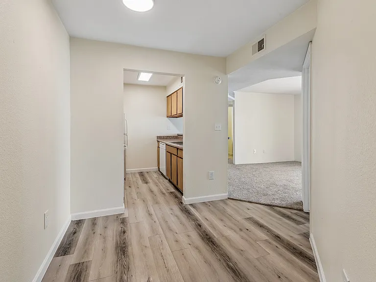 Tierra Pointe — Photo 2