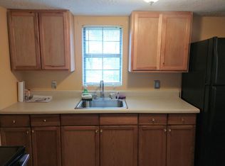 122 E Wadsworth Cir, Oak Ridge, TN 37830