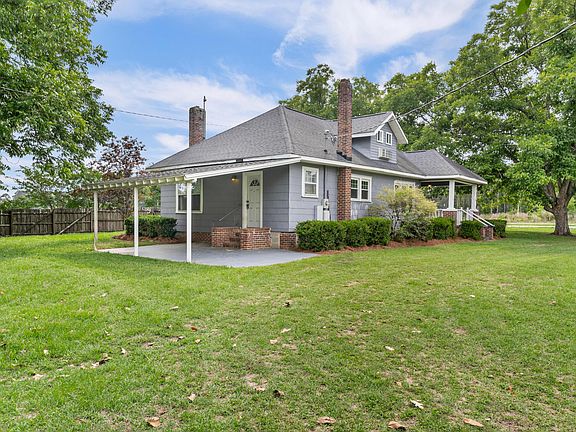 3rd image of 104 Elder Branch Rd