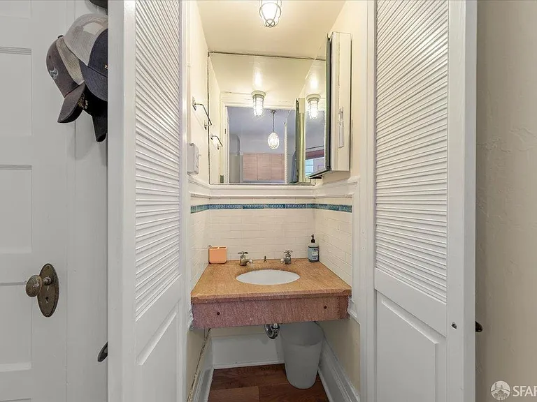 2275 California St #3 — Photo 4