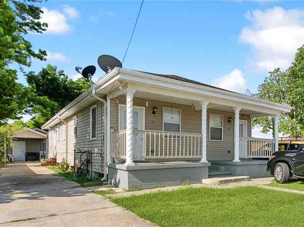 422 W Genie St, Chalmette, LA 70043