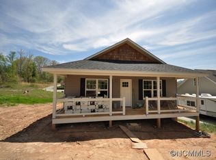 126 Indian Branch Rd, Candler, NC 28715