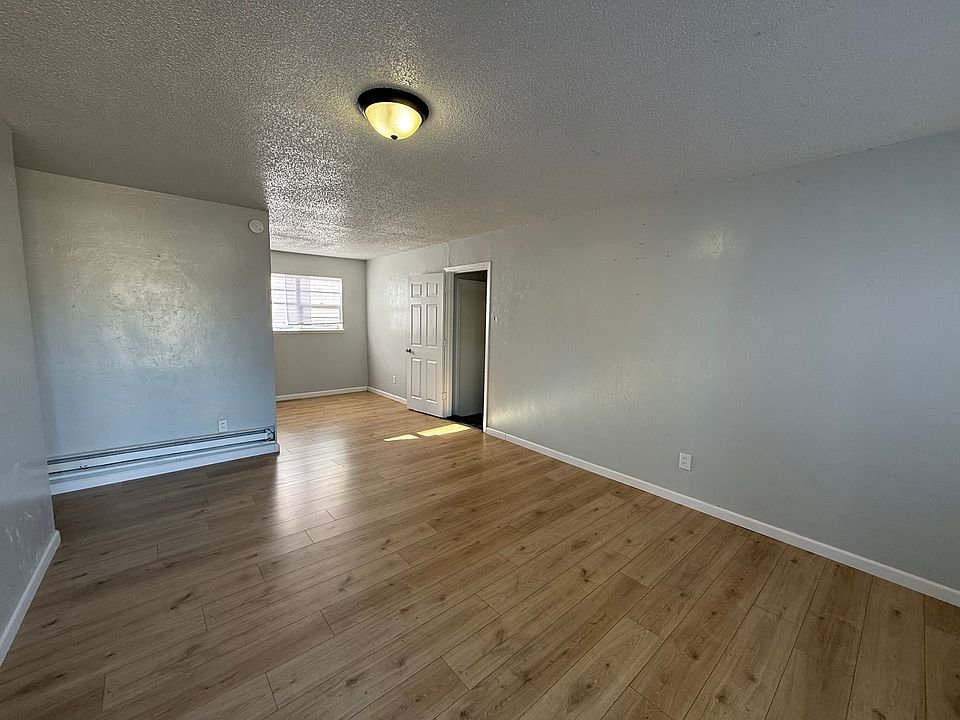 1st image of 3011 N Hill St