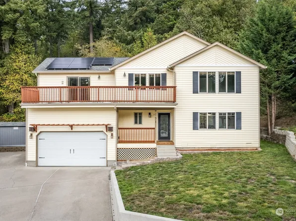 131 Cedar Falls Drive, Kelso, WA 98626