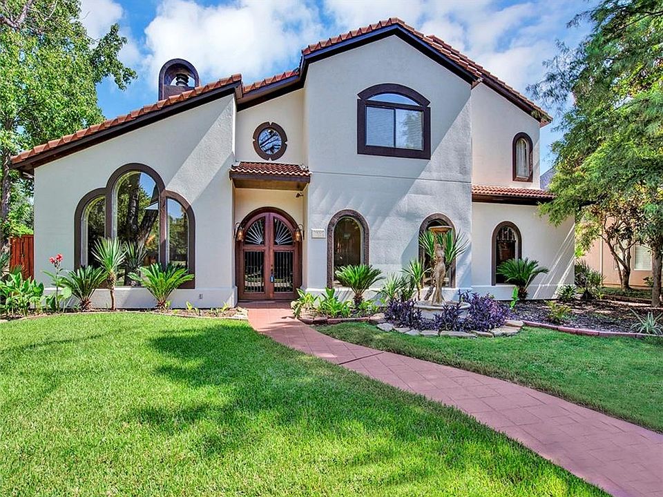 1st image of 5057 Trail Lake Dr