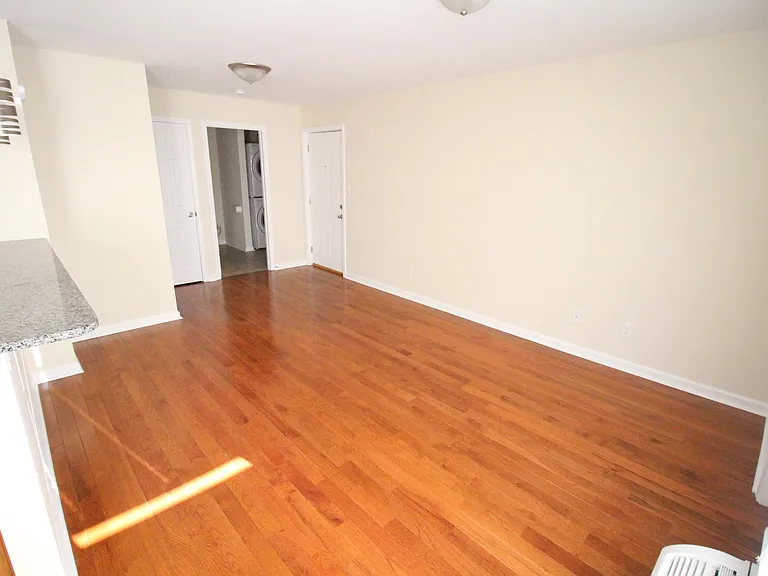 6301 W Kilgore Ave #6 — Photo 10