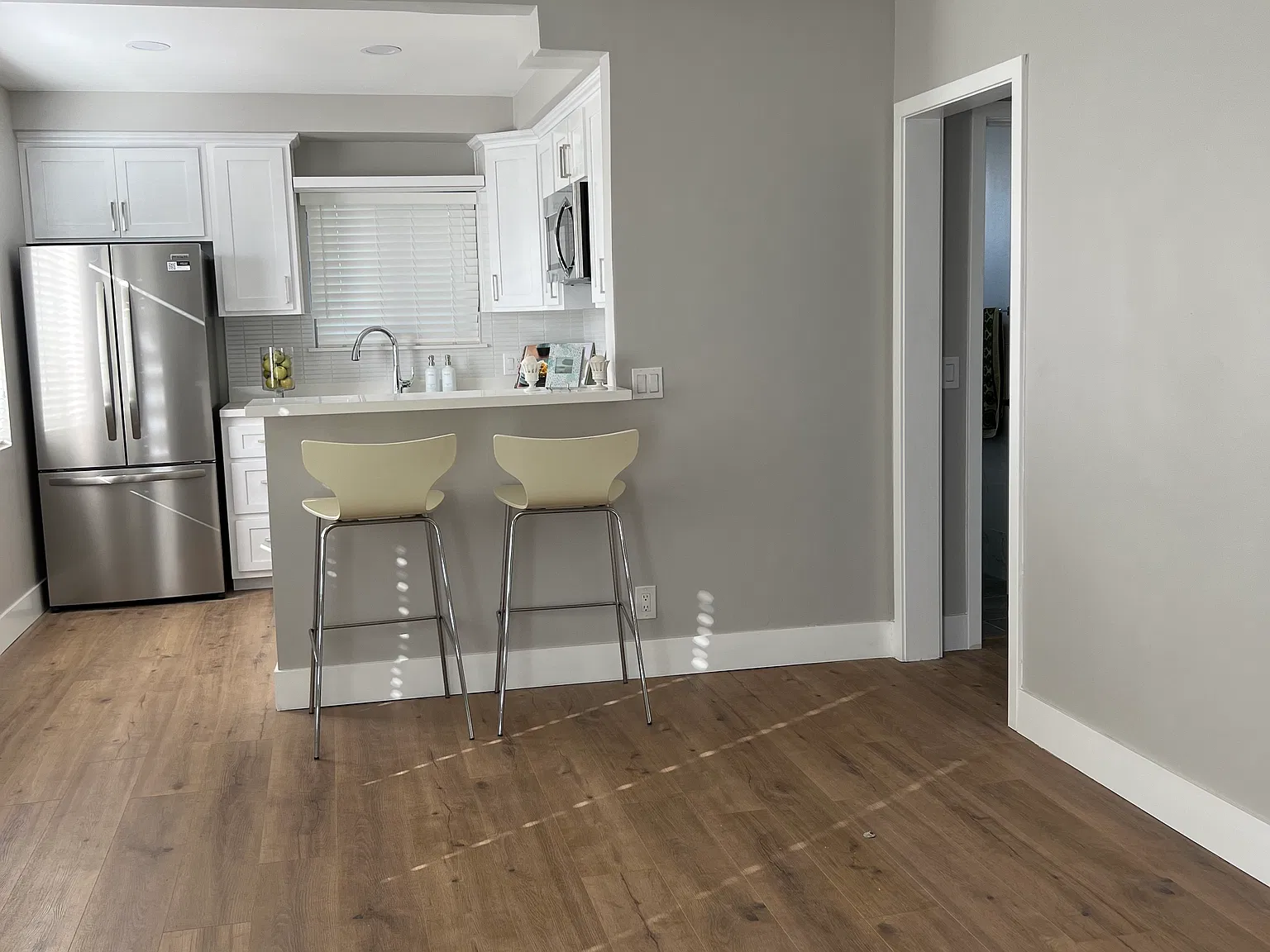 2 bed, $2,950 — Photo 4