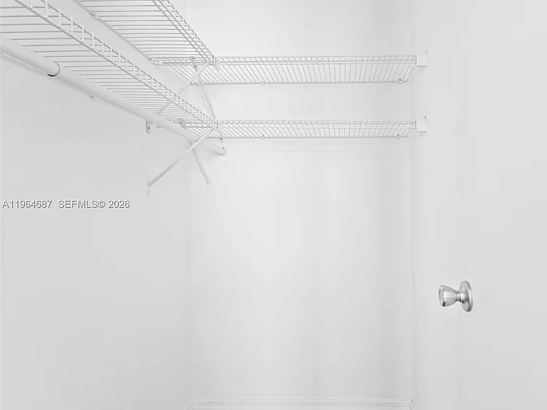 1027 Pennsylvania Ave #206 — Photo 16