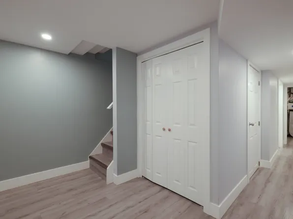 72 Claymore Cres #2, Oshawa, ON L1G 6G2