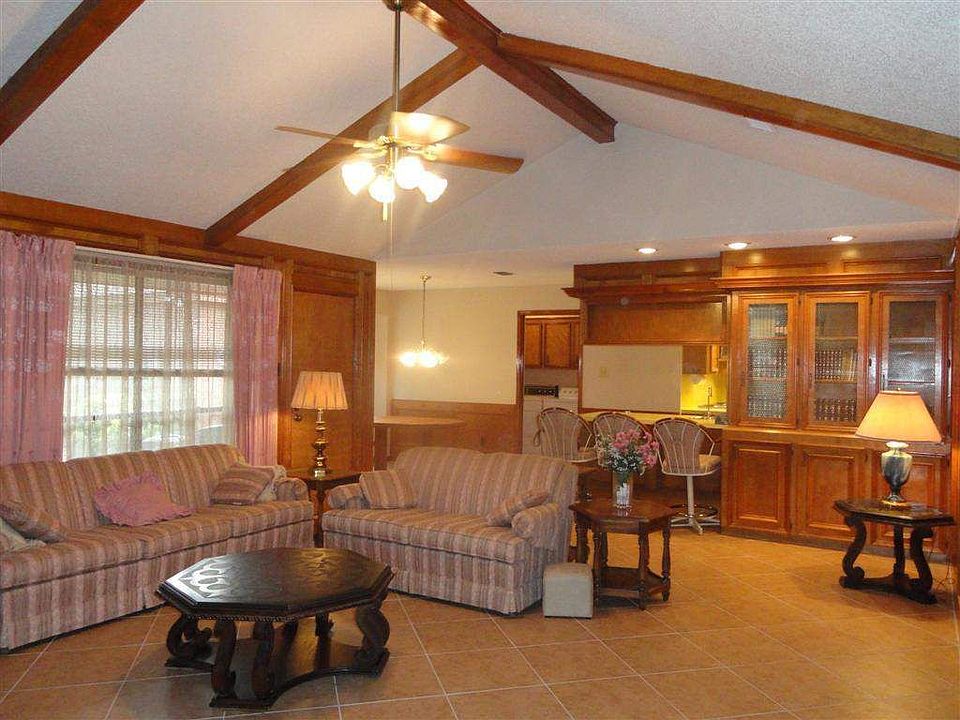 2nd image of 15702 Windy Glen Dr